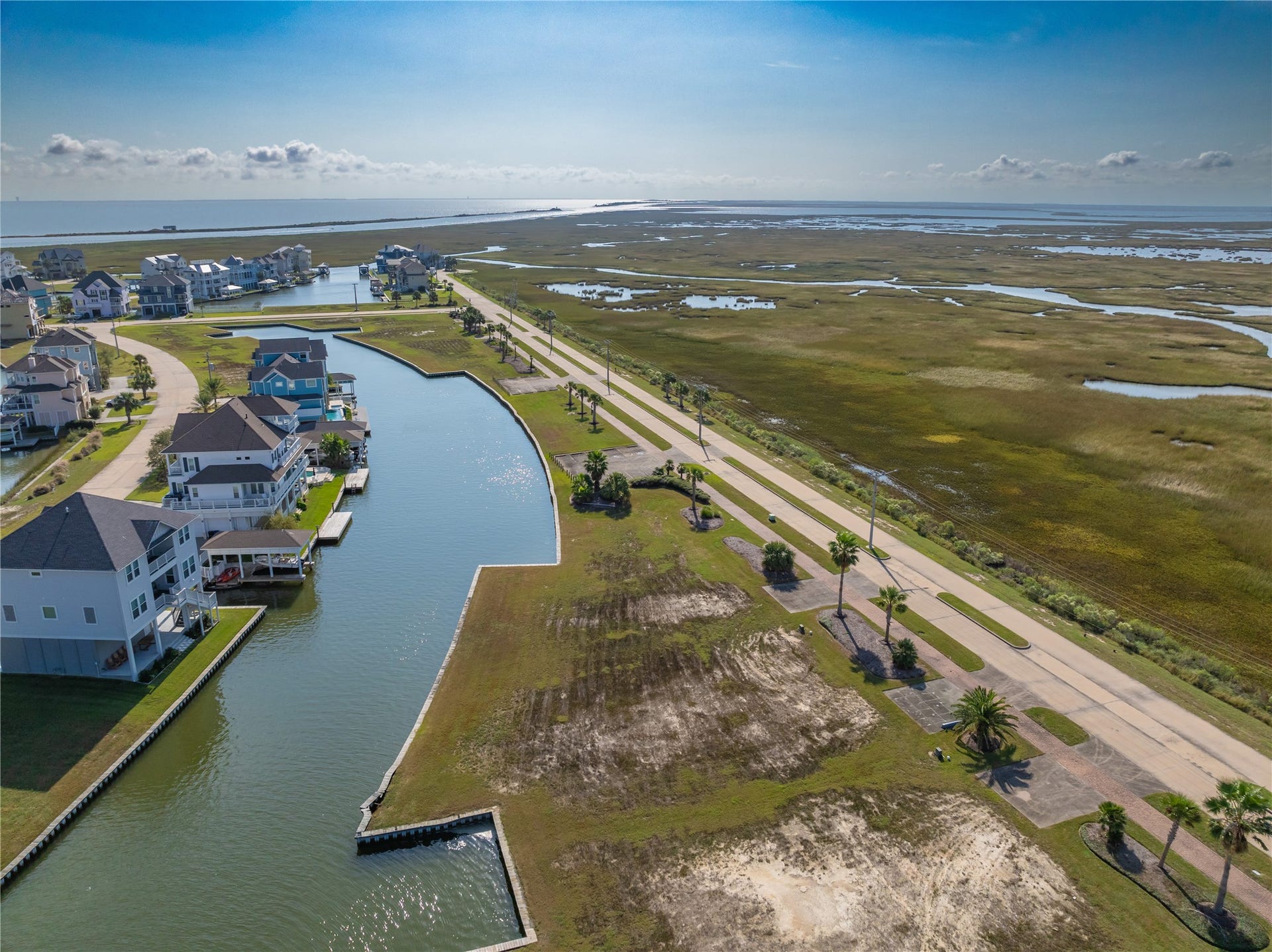 41 Shell Key, Hitchcock, TX 77563 41 Shell Key, Hitchcock, TX 77563