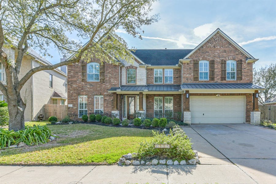 Property photo for 2315 Bending Spring Drive, Pearland, TX