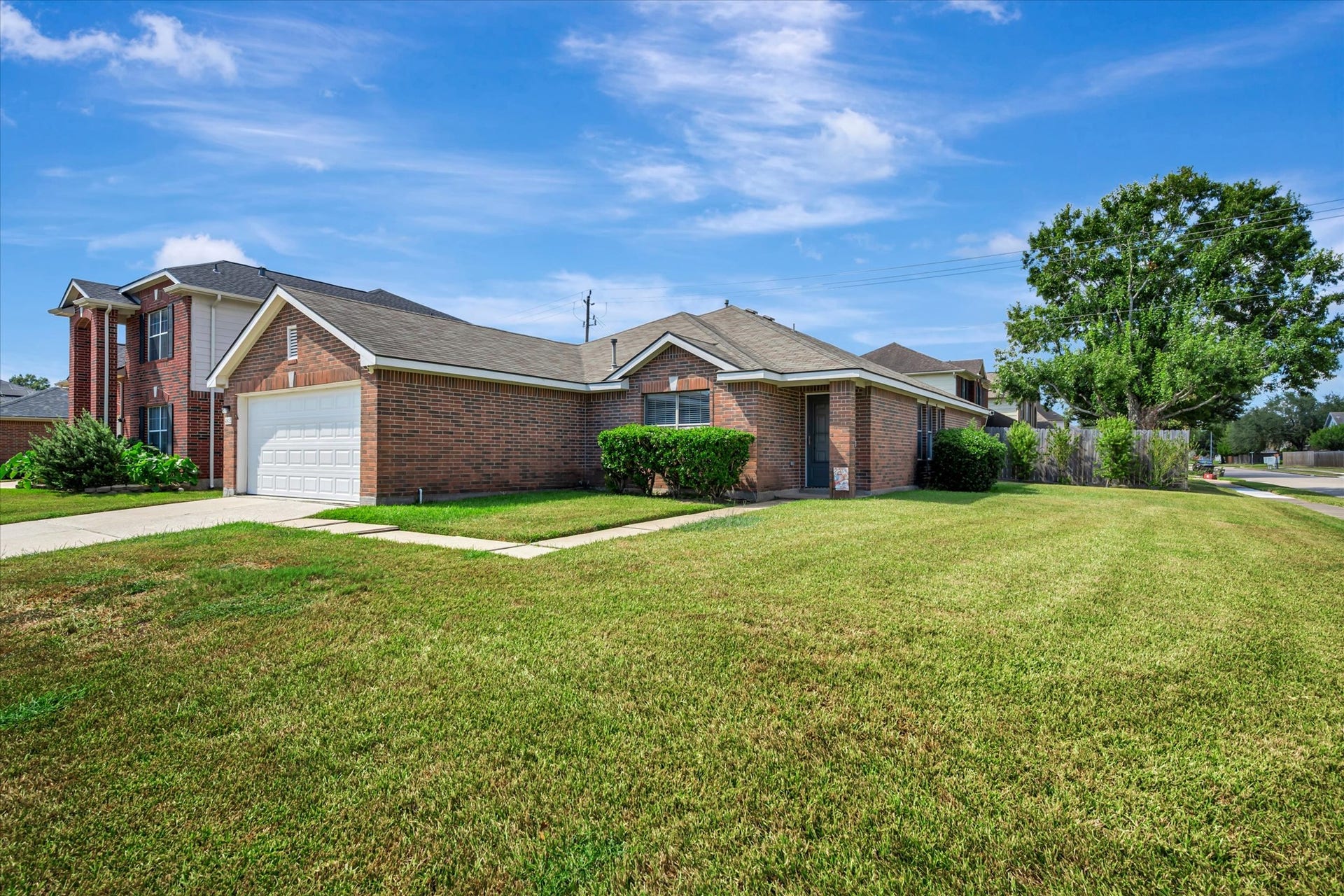 4802 Quiet Canyon Drive, Friendswood, TX 77546 Welcome home!