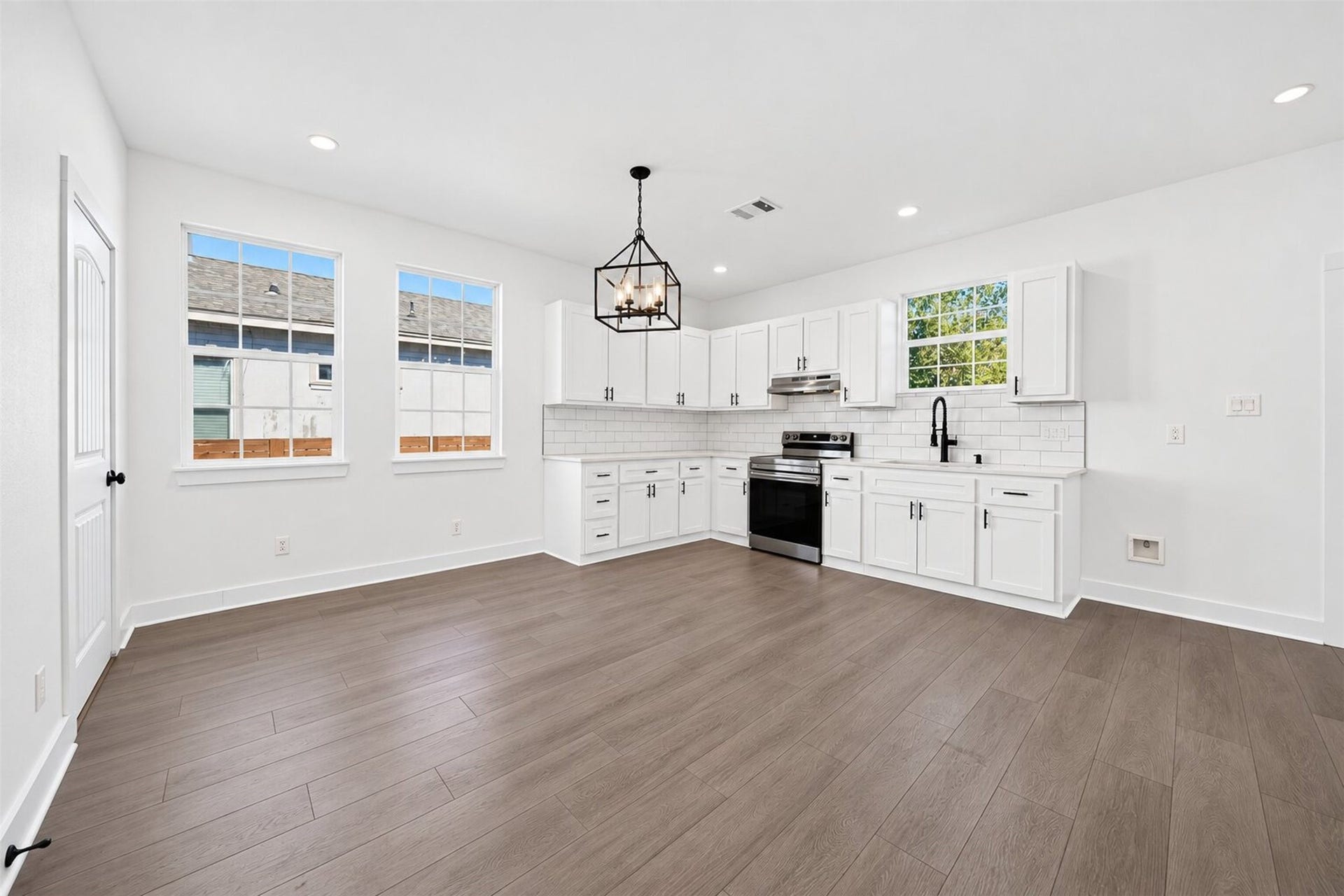 2412 Lucas Street, Houston, TX 77026