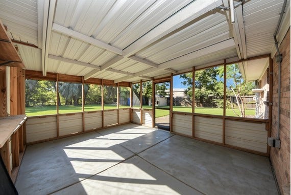 4311 Pine Shadows Street, Dickinson, TX 77539 4311 Pine Shadows Street, Dickinson, TX 77539