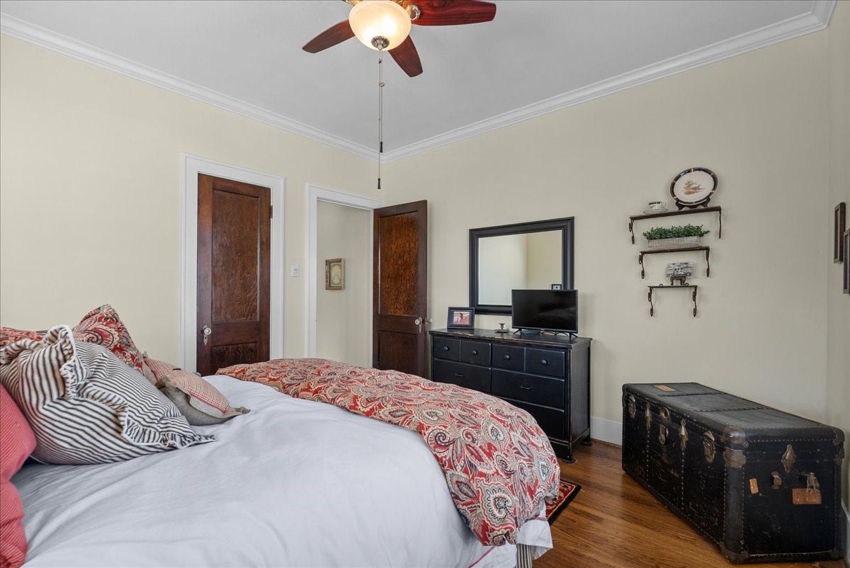 1327 16th Street, Galveston, TX 77550
