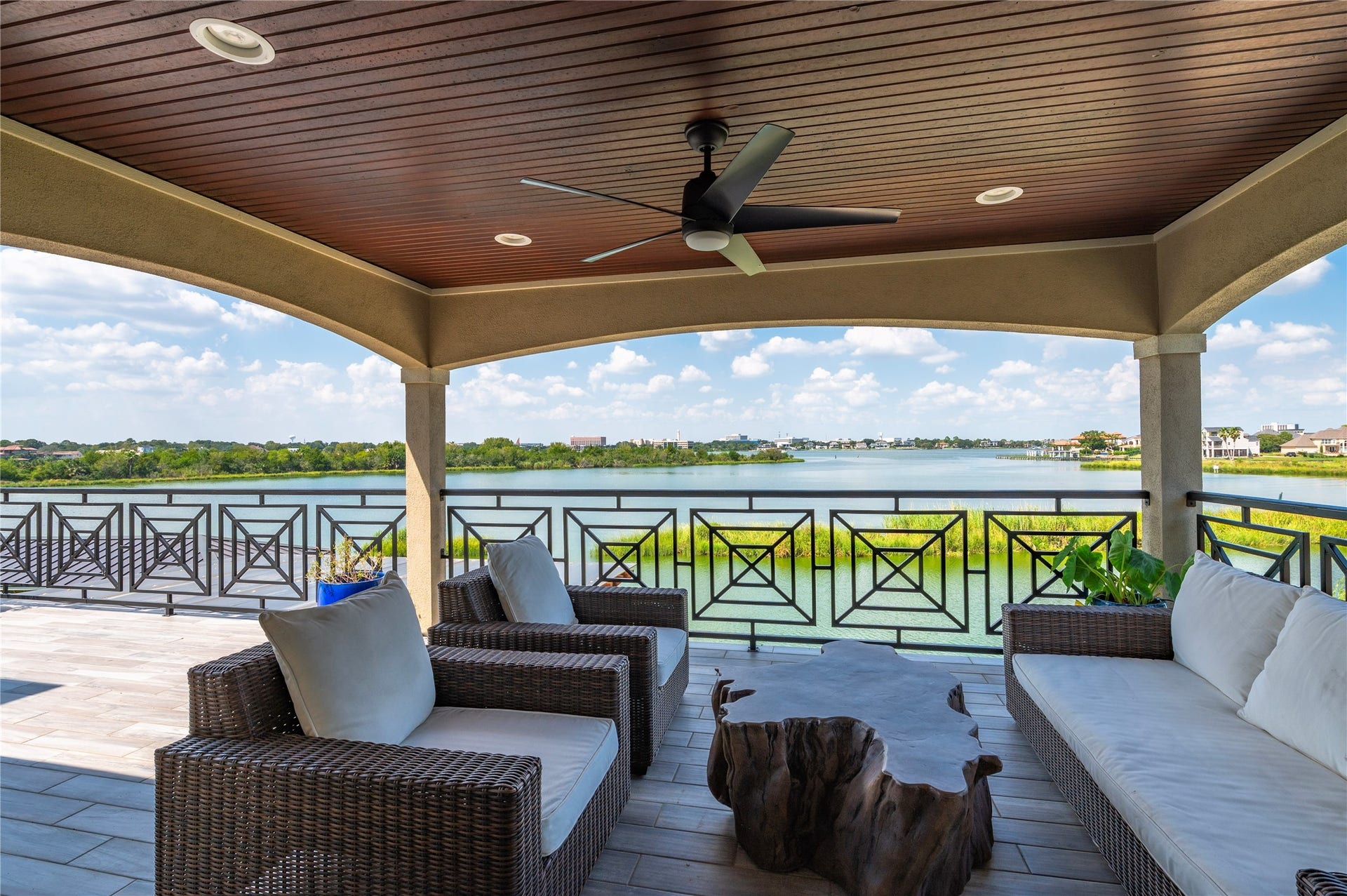858 Signature Cove, League City, TX 77573 858 Signature Cove, League City, TX 77573