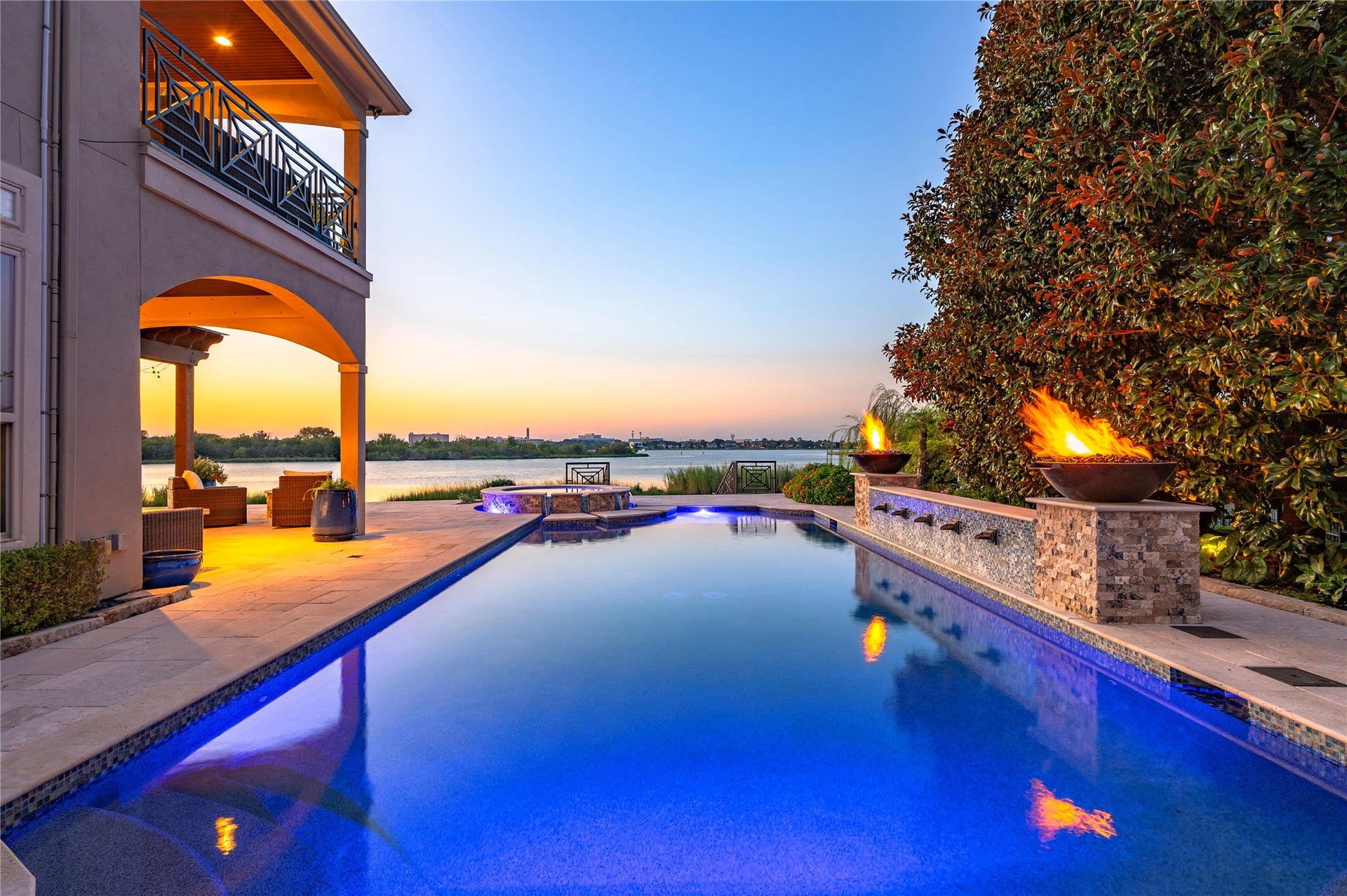 858 Signature Cove, League City, TX 77573 858 Signature Cove, League City, TX 77573