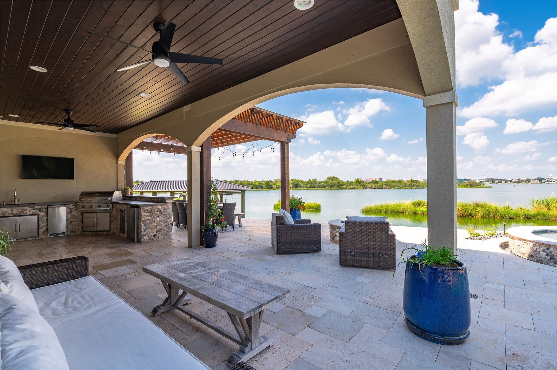 858 Signature Cove, League City, TX 77573 858 Signature Cove, League City, TX 77573