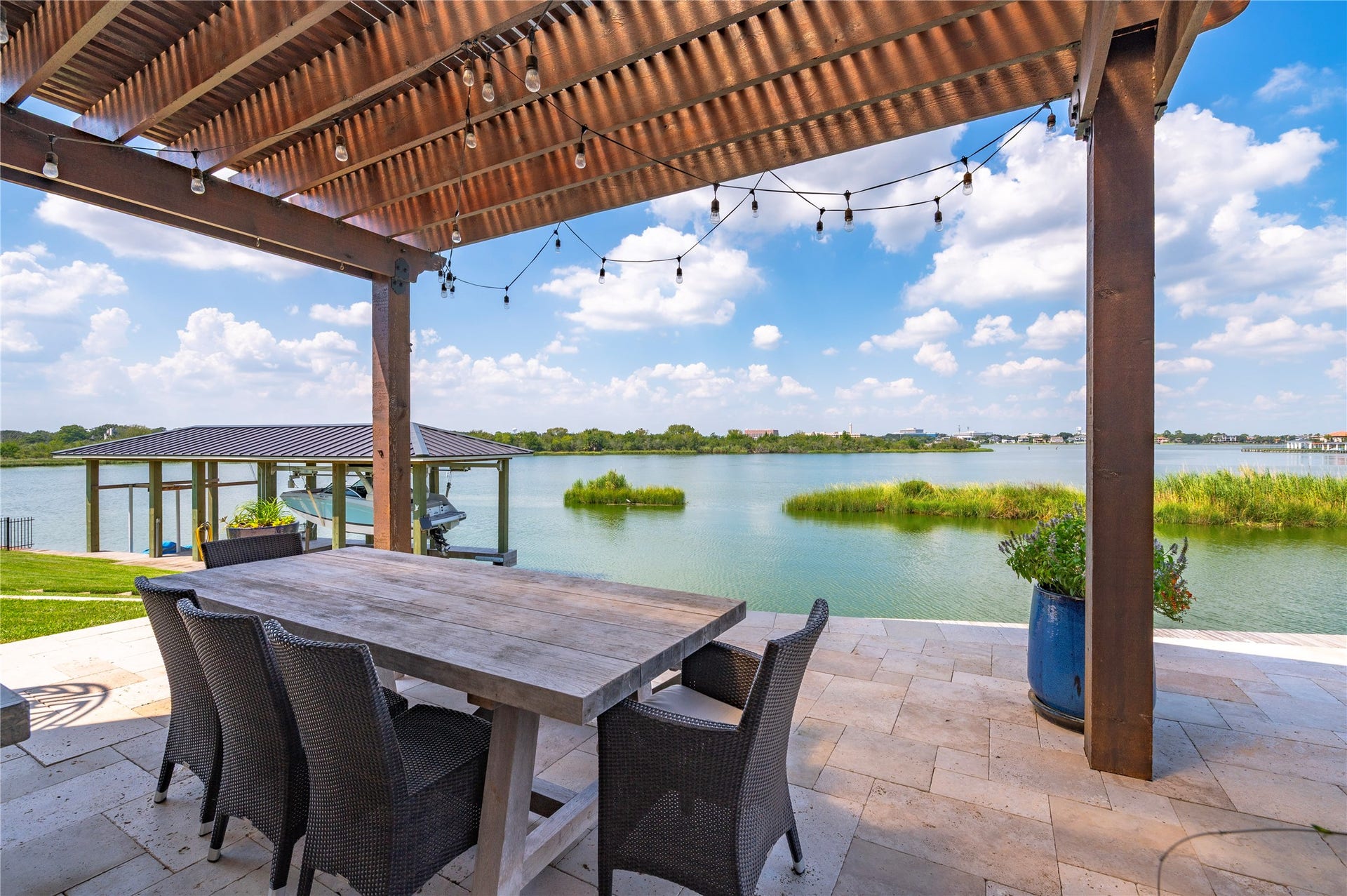 858 Signature Cove, League City, TX 77573 858 Signature Cove, League City, TX 77573