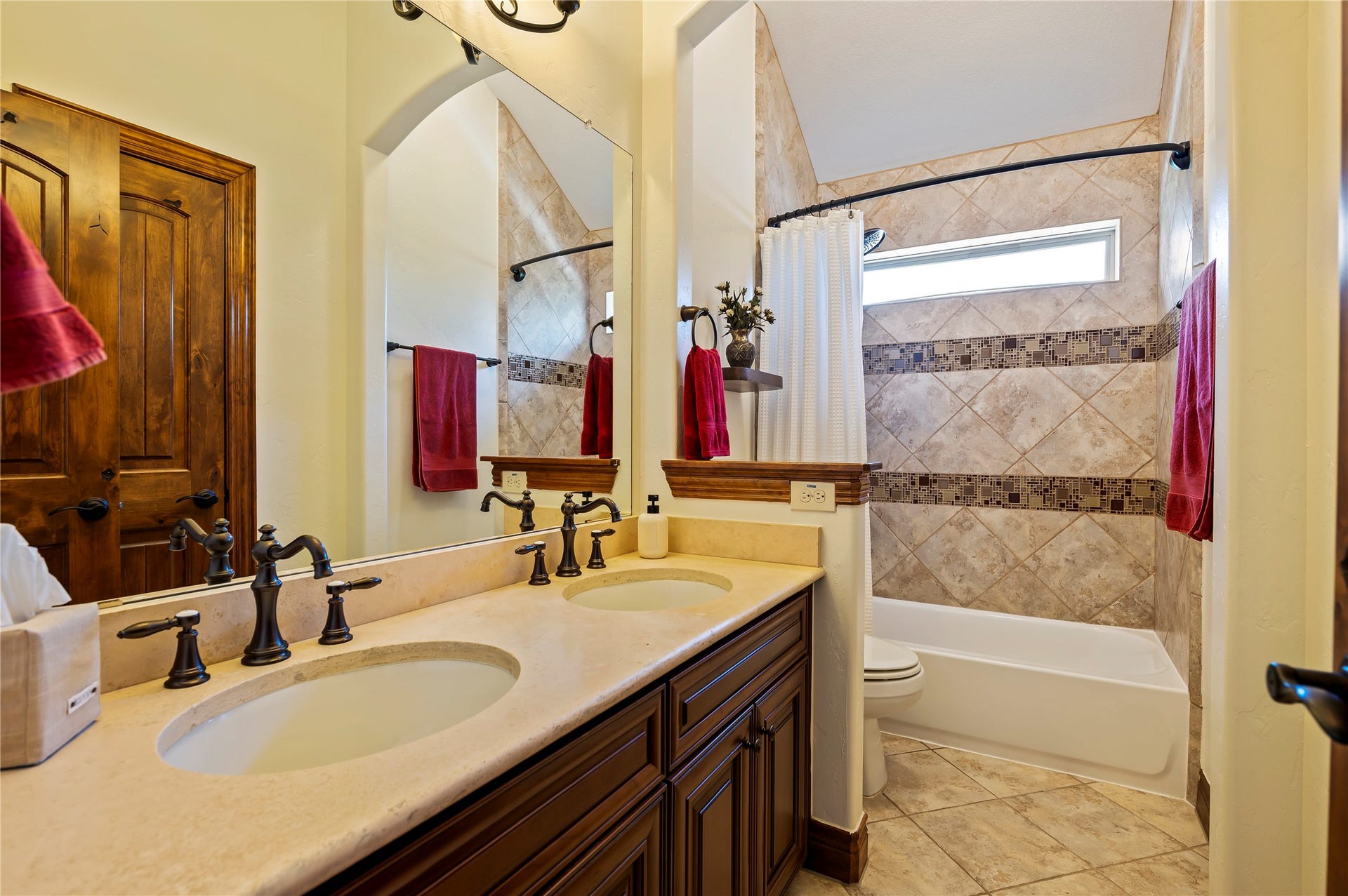 858 Signature Cove, League City, TX 77573 858 Signature Cove, League City, TX 77573