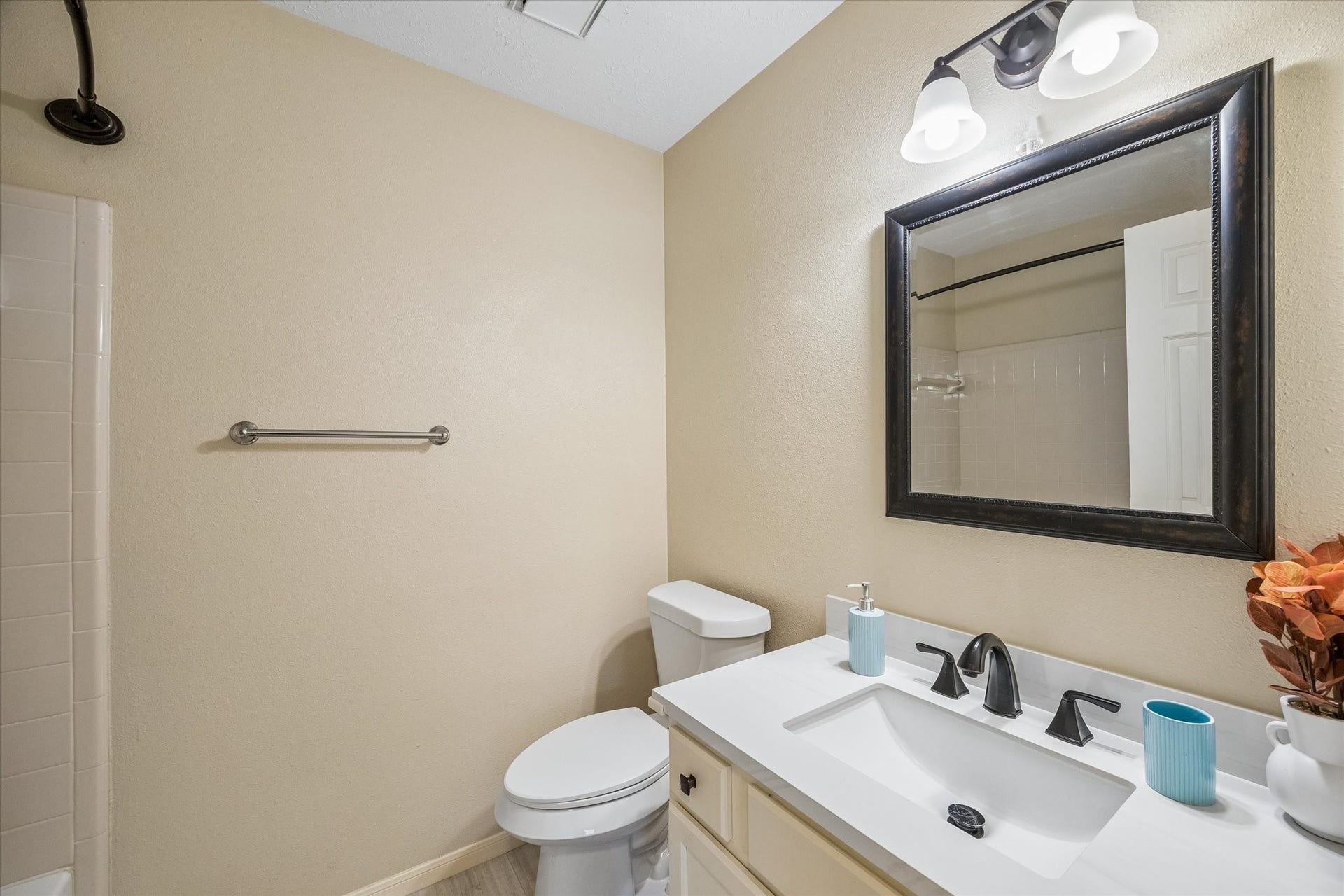 14427 Sun Harbor Drive, Houston, TX 77062 14427 Sun Harbor Drive, Houston, TX 77062