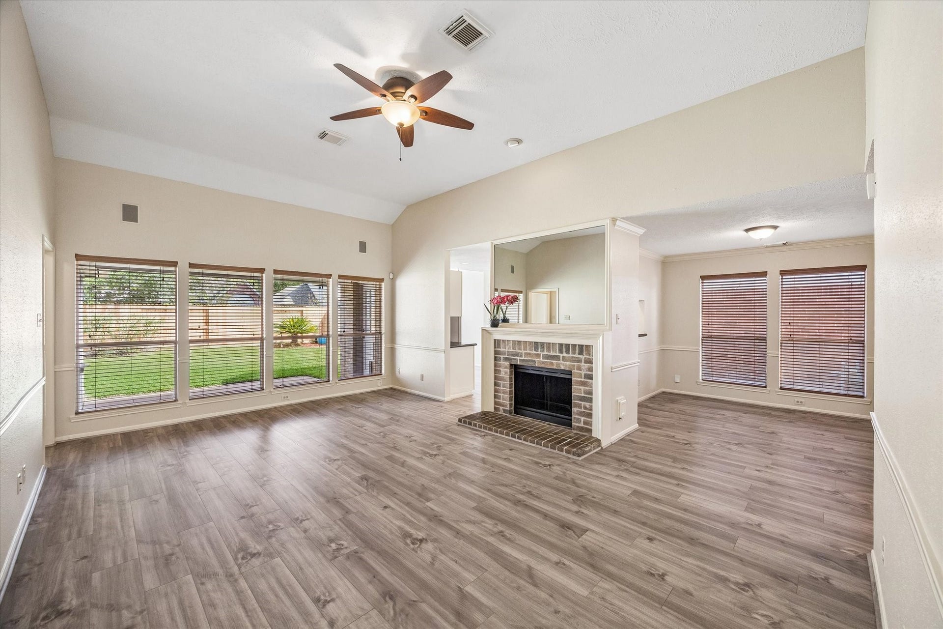 14427 Sun Harbor Drive, Houston, TX 77062 14427 Sun Harbor Drive, Houston, TX 77062
