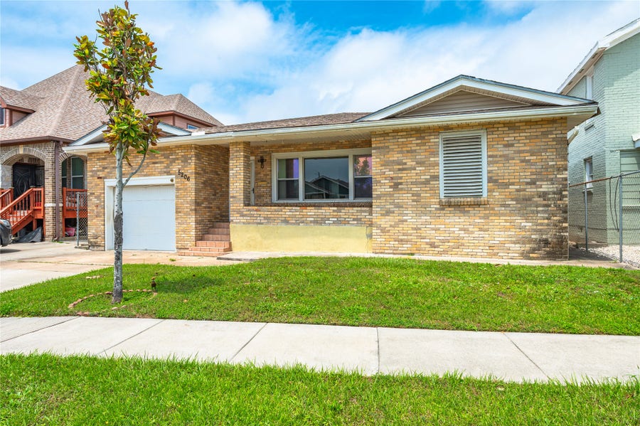 Property photo for 5206 Avenue L, Galveston, TX