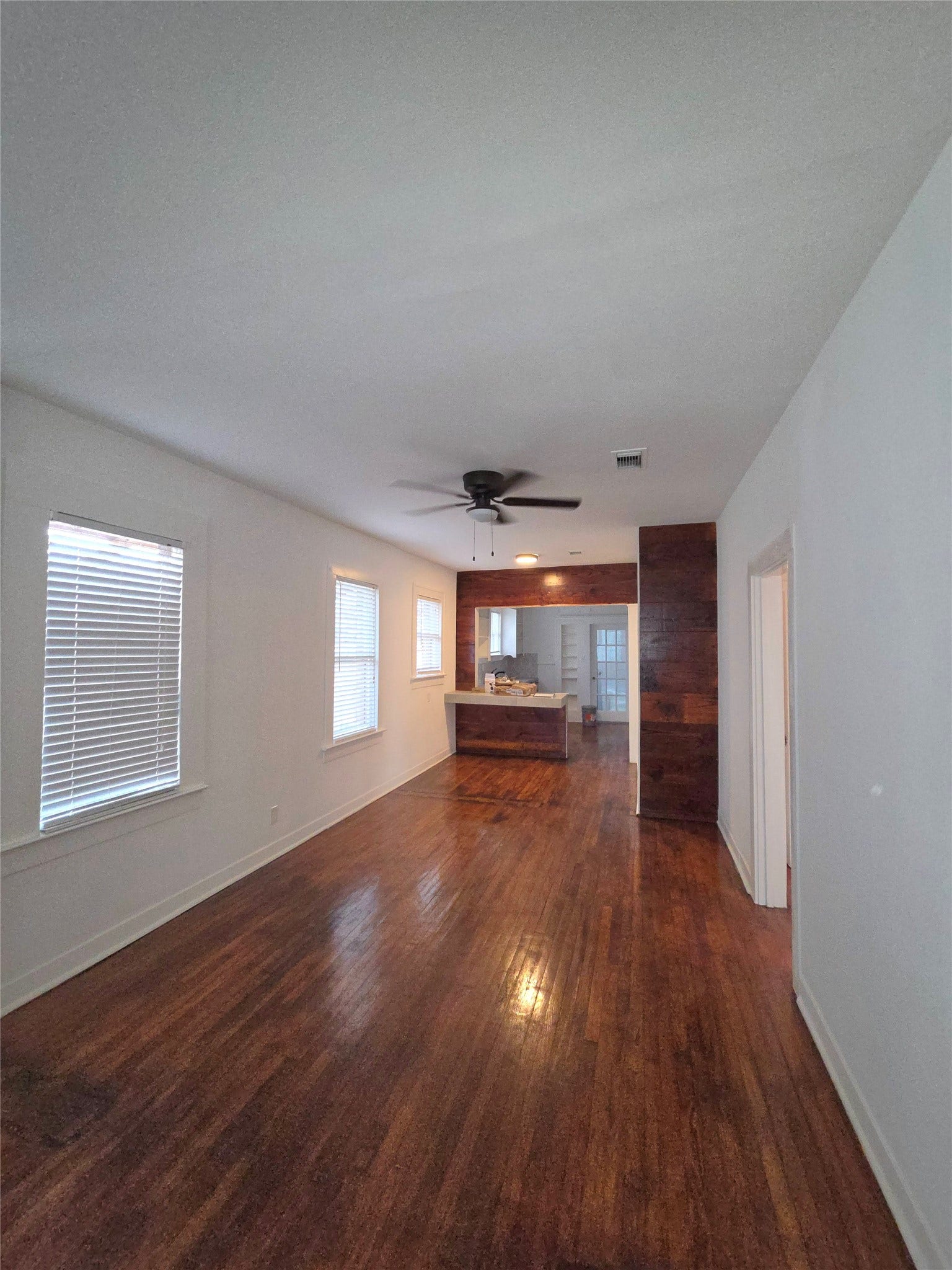 1449 Munger Street, Houston, TX 77023 1449 Munger Street, Houston, TX 77023