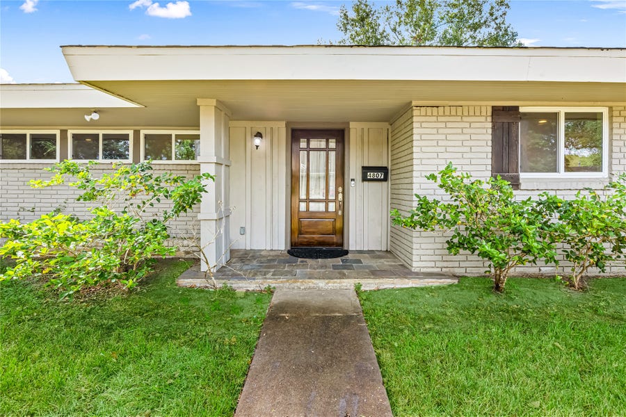 Property photo for 4807 Omeara Drive, Houston, TX