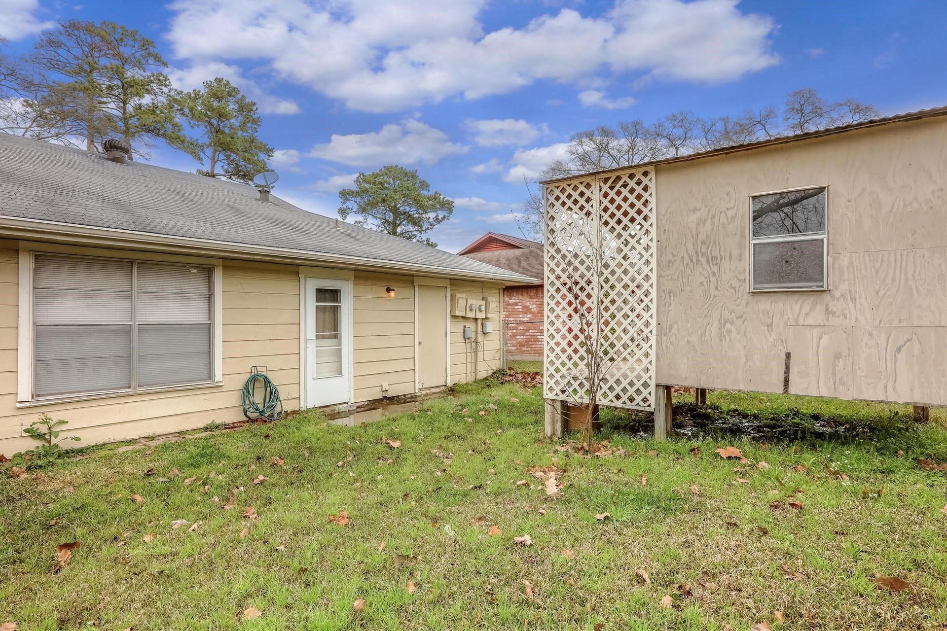 1013 Mccall Avenue, Conroe, TX 77301