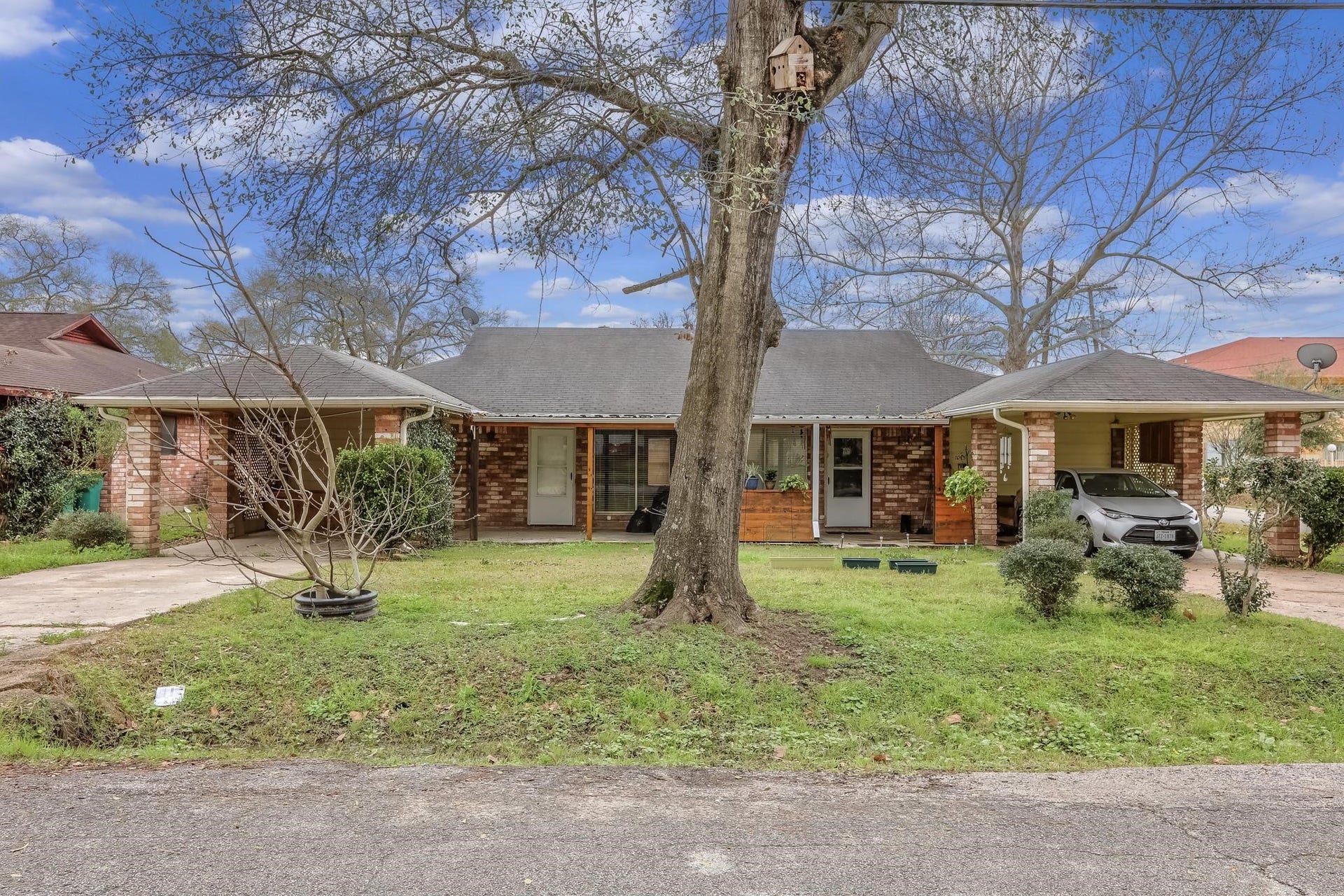 1013 Mccall Avenue, Conroe, TX 77301