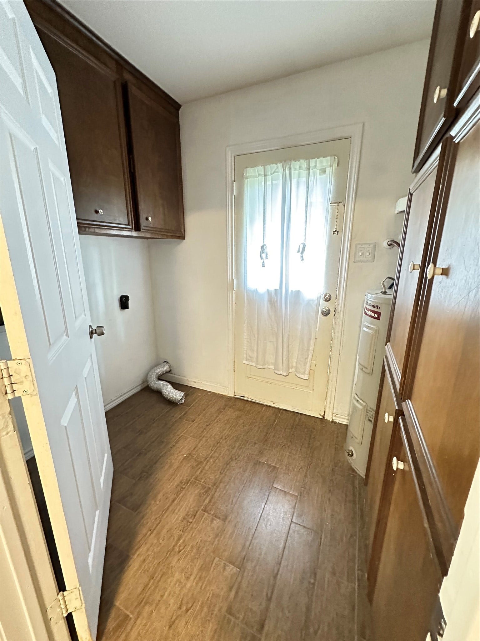 1013 Mccall Avenue, Conroe, TX 77301
