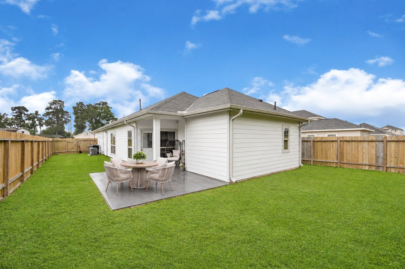 515 Emerald Thicket Lane, Houston, TX 77336 515 Emerald Thicket Lane, Houston, TX 77336