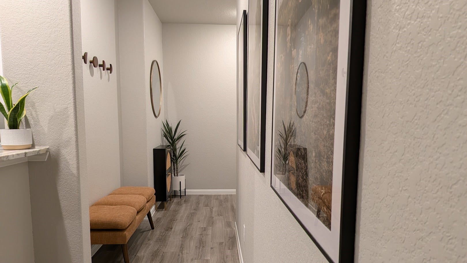 515 Emerald Thicket Lane, Houston, TX 77336 A practical little nook just off the entryway keeps bags, coats, and backpacks out of the main living space the kind of thoughtful detail that makes daily life easier.