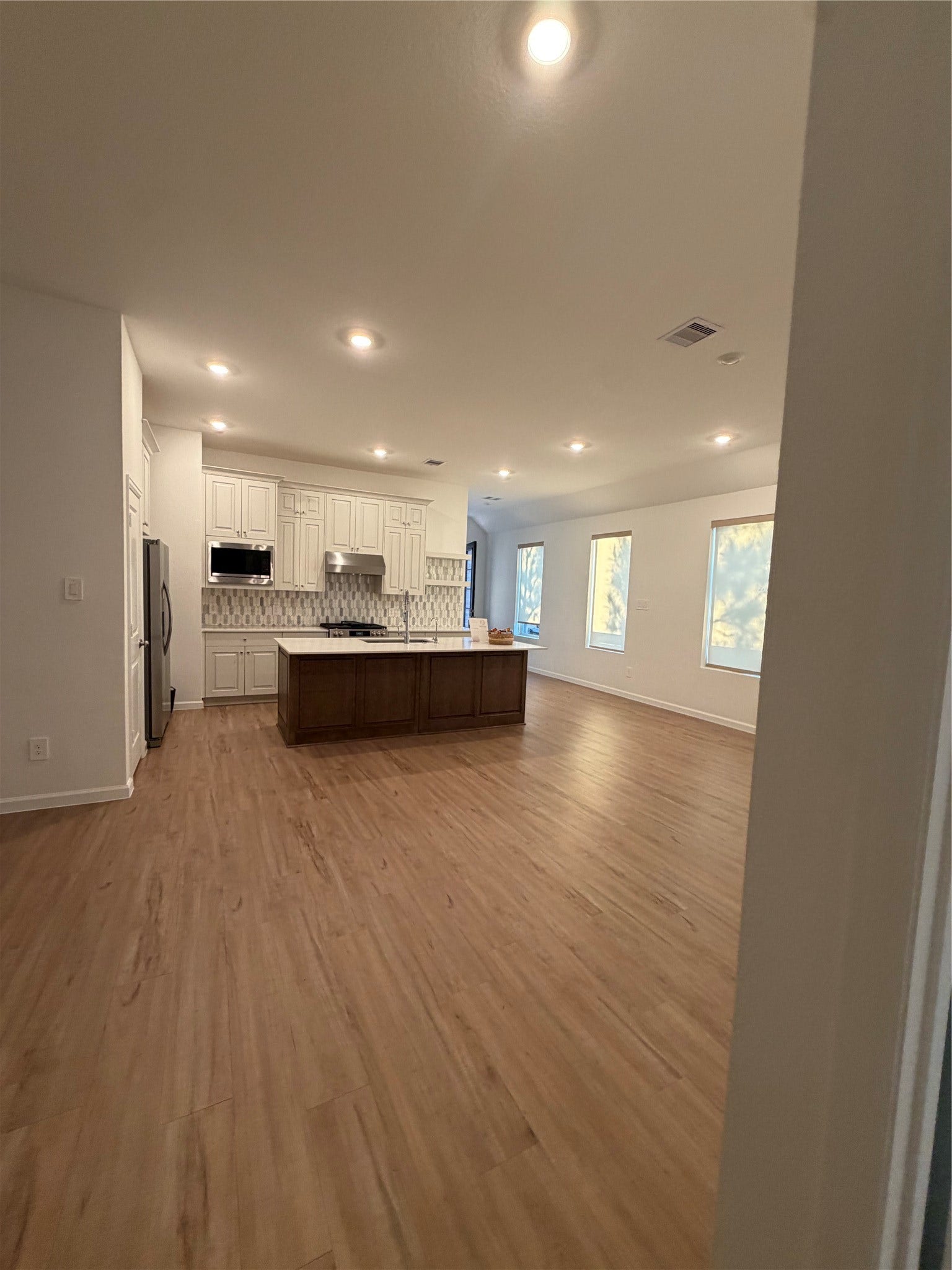 15623 Red Panda Road, Conroe, TX 77302 Living room open concept