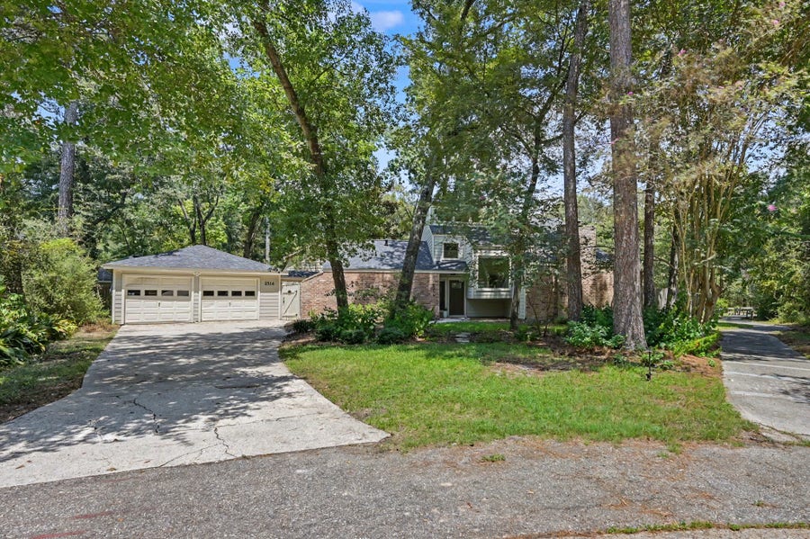 Property photo for 2314 Chestnut Oak Place, The Woodlands, TX
