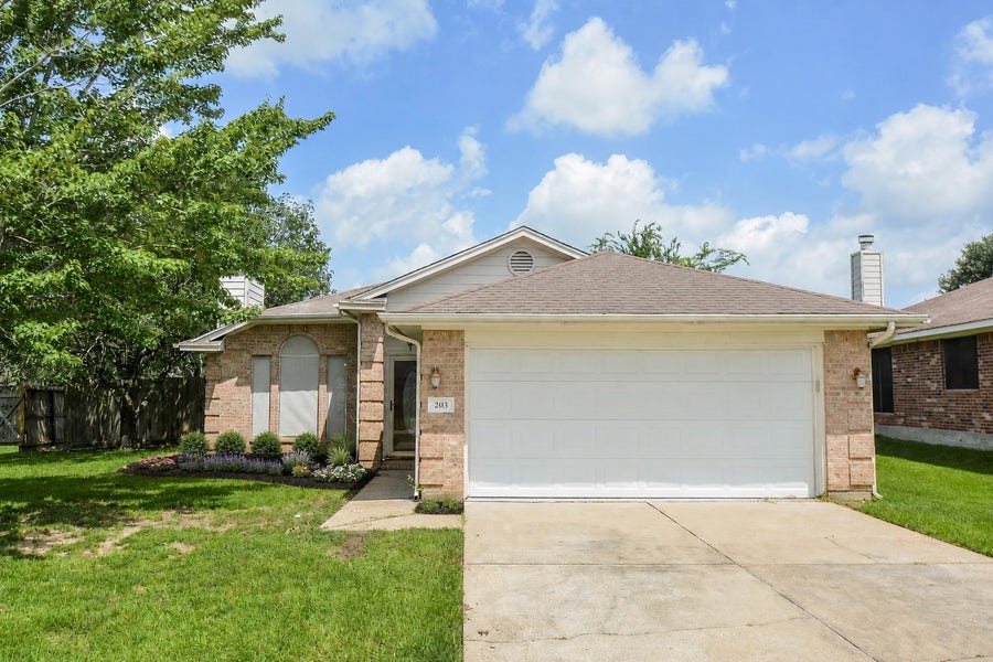 Property photo for 203 Cool Cove, Montgomery, TX