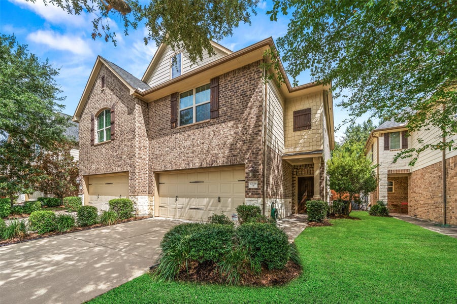 Property photo for 13538 Fawn Lily Drive, Cypress, TX