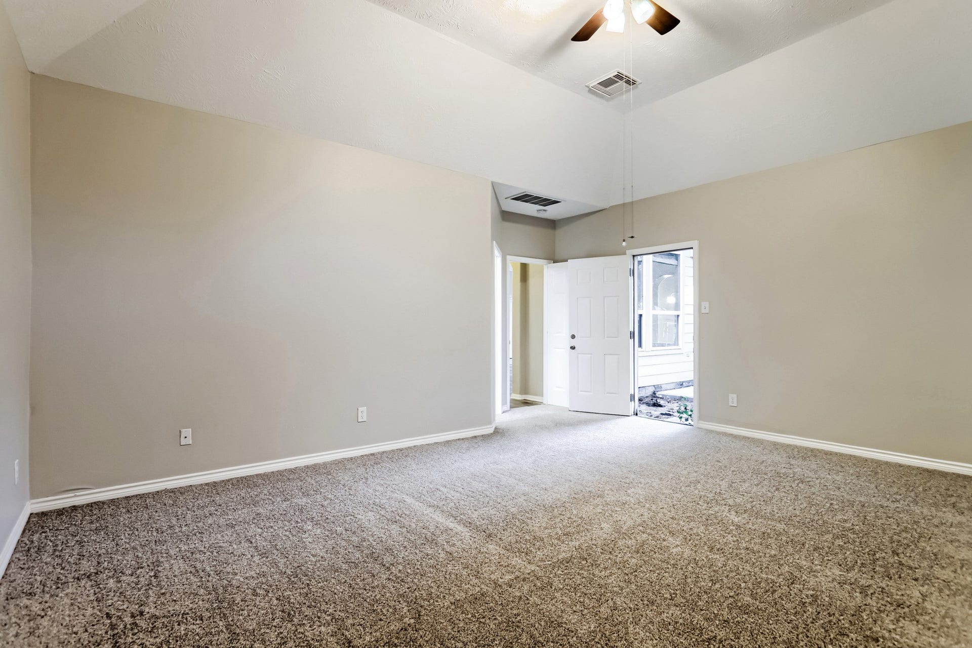 18503 Regatta Road, Humble, TX 77346 18503 Regatta Road, Humble, TX 77346