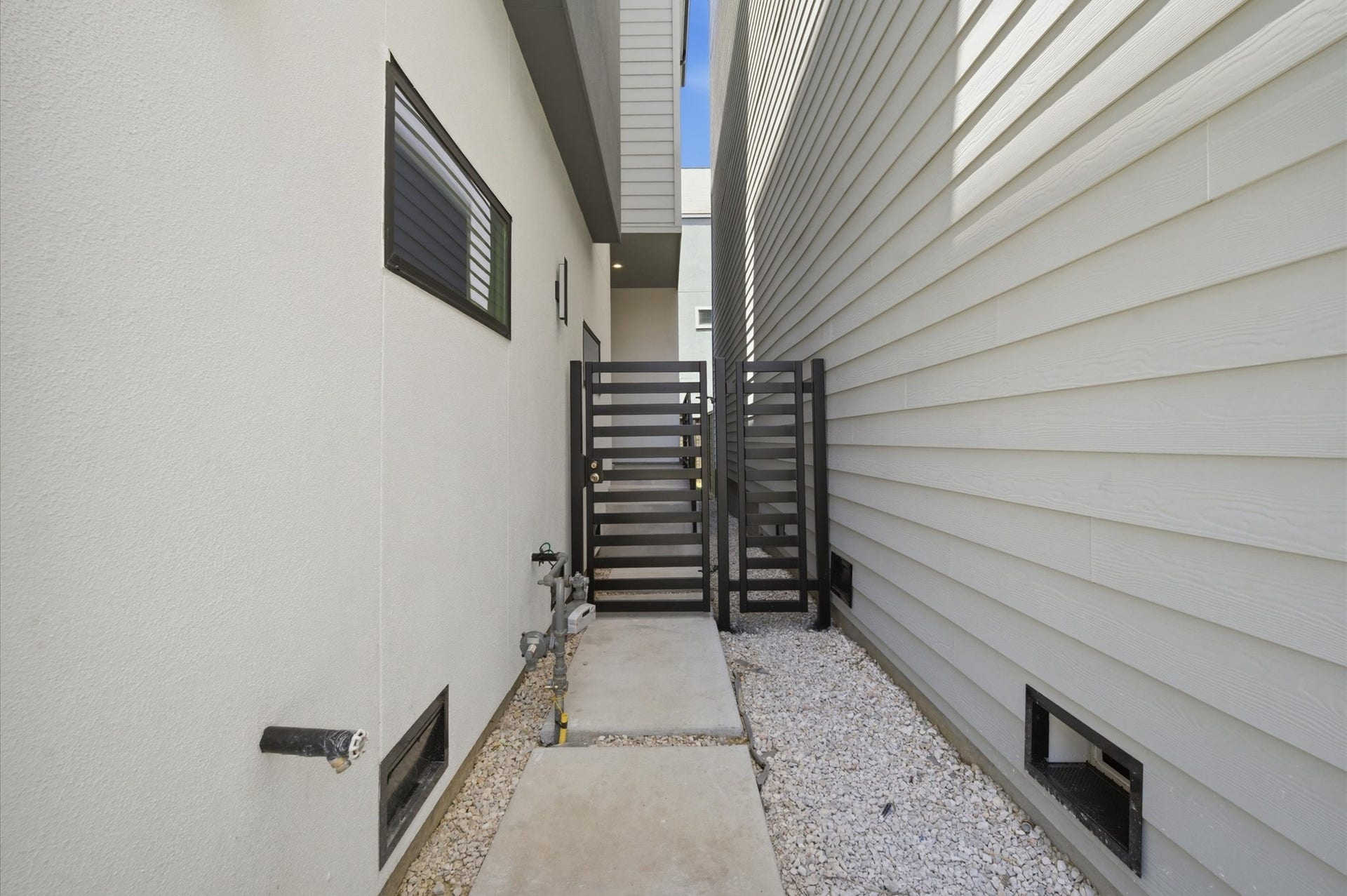 6110 Gehring Street, Houston, TX 77021