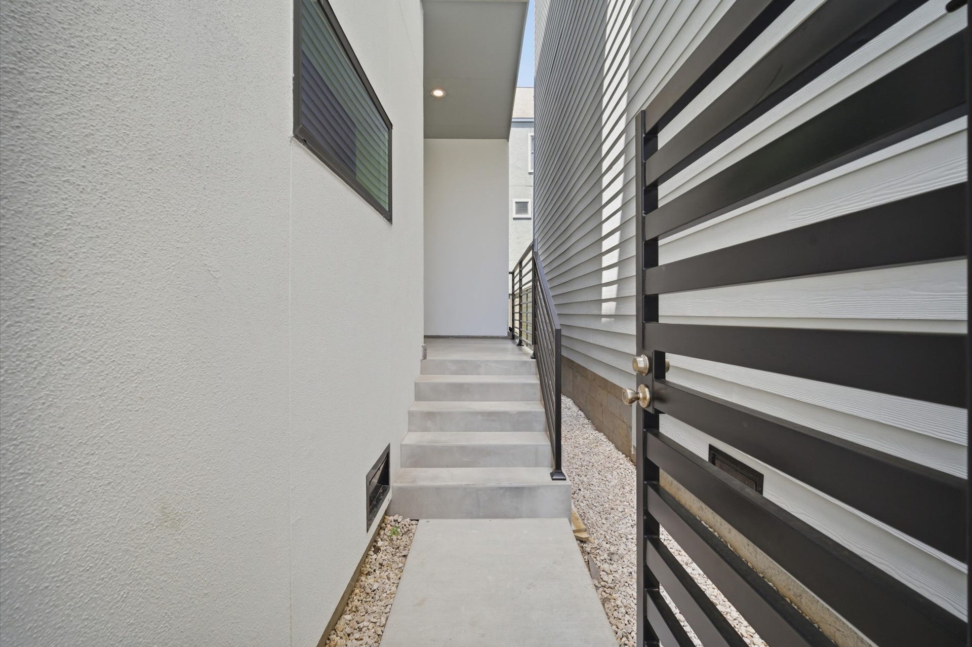 6110 Gehring Street, Houston, TX 77021