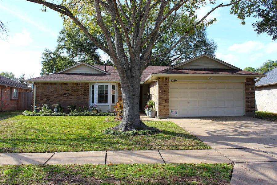 Property photo for 1210 Three Forks Drive, Katy, TX