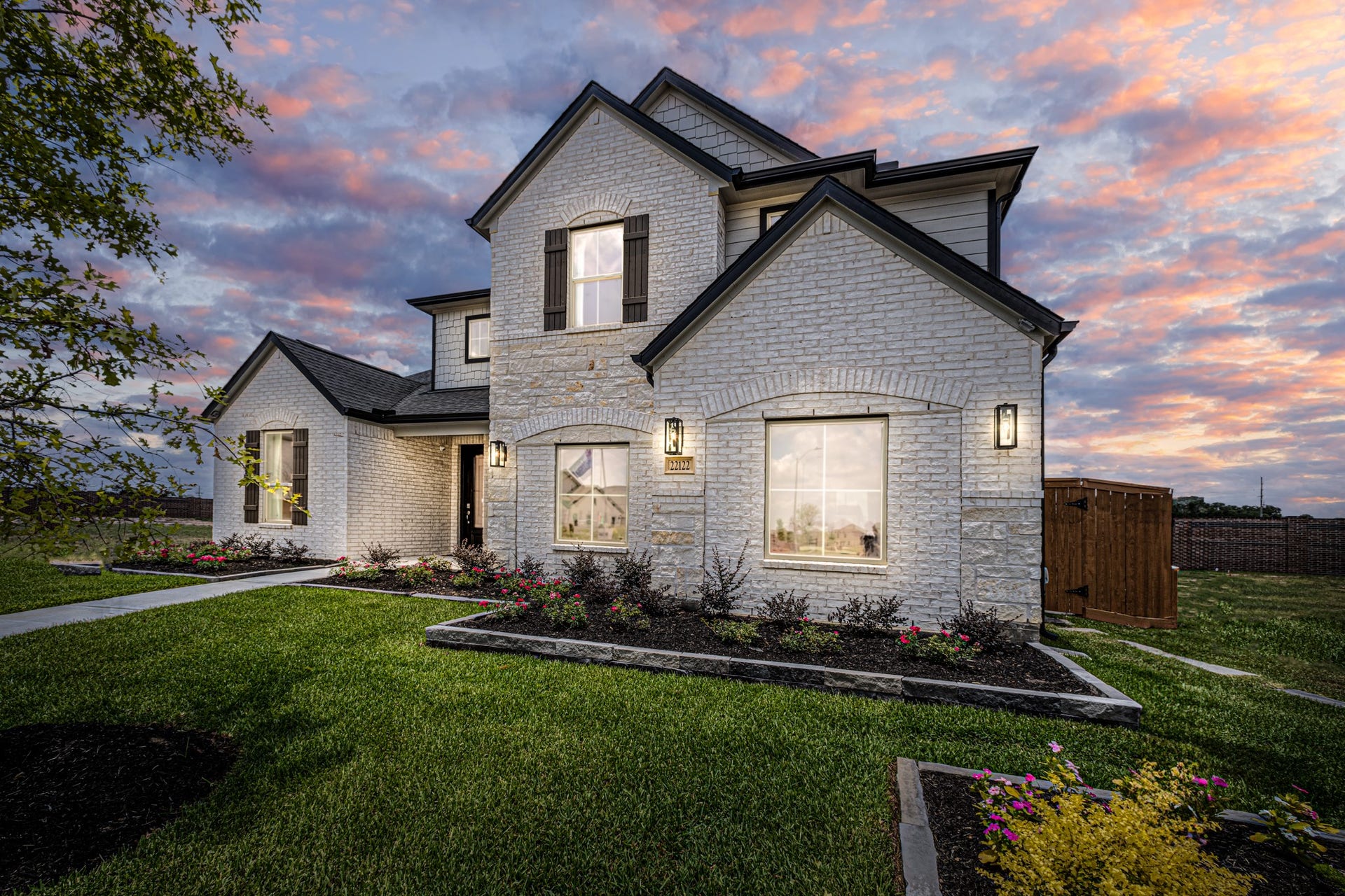 22122 Cortona Creek Lane, Hockley, TX 77447 Welcome home to 22122 Cortona Creek Lane.