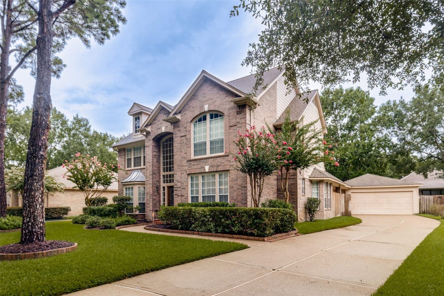 Property photo for 9407 Walnut Brook Court, Houston, TX