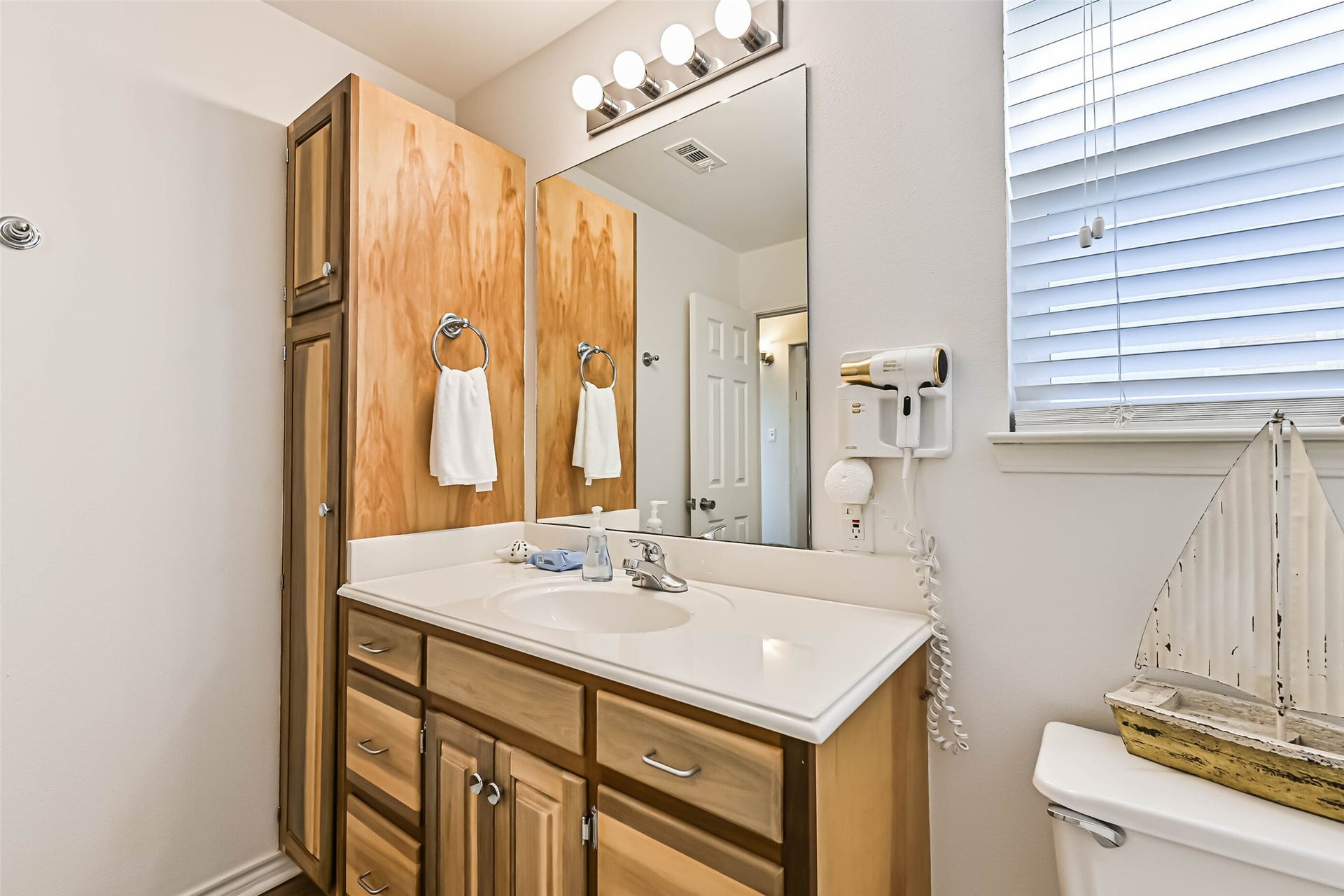 13811 Mutiny Lane, Galveston, TX 77554 13811 Mutiny Lane, Galveston, TX 77554