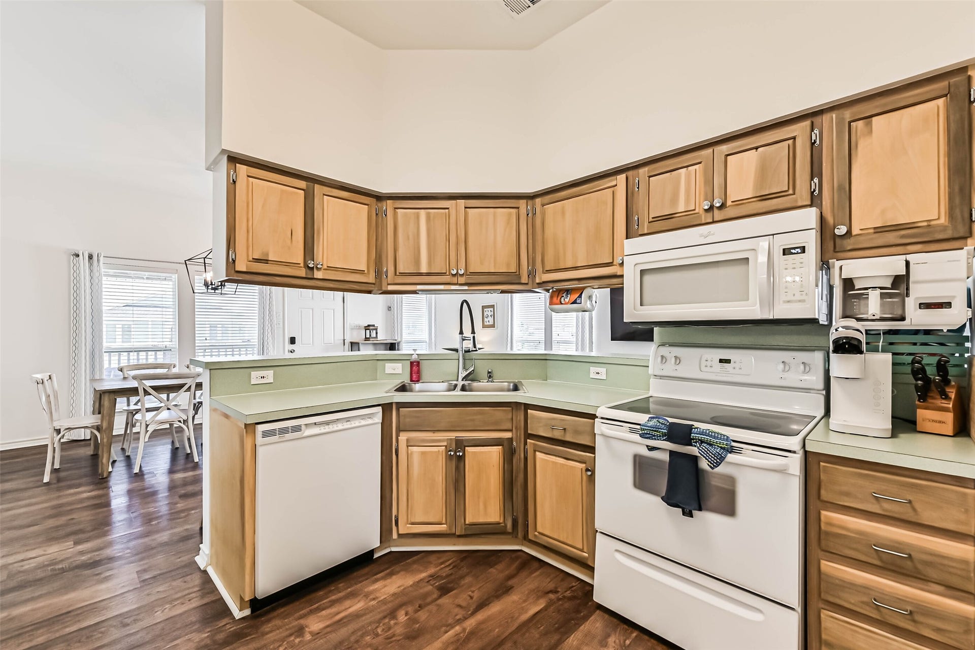 13811 Mutiny Lane, Galveston, TX 77554 13811 Mutiny Lane, Galveston, TX 77554