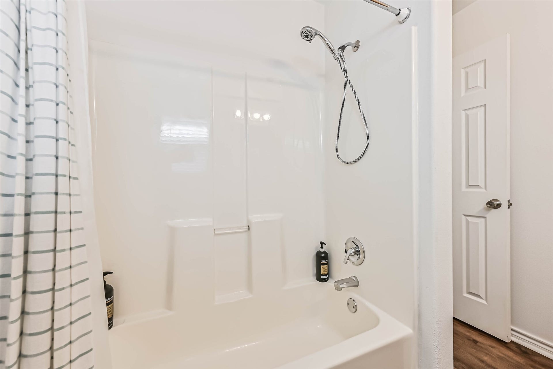 13811 Mutiny Lane, Galveston, TX 77554 13811 Mutiny Lane, Galveston, TX 77554