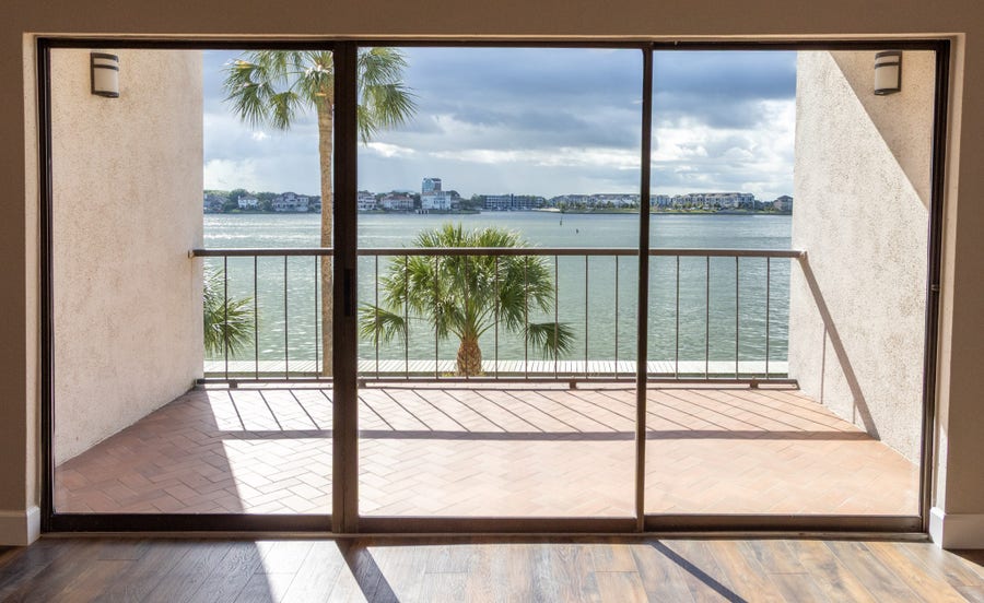 Property photo for 401 Lakeside Lane, #111, Nassau Bay, TX