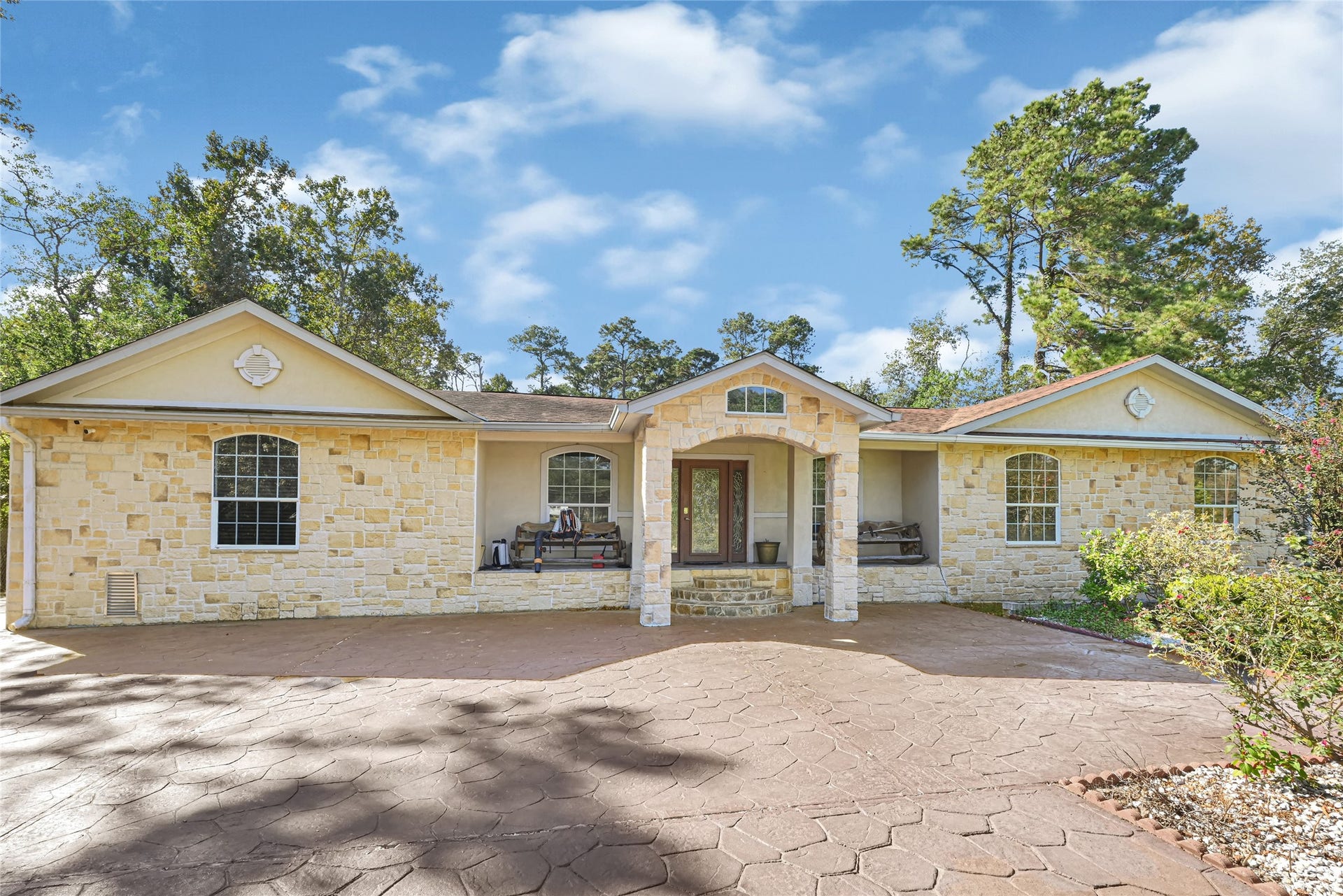 22638 Walnut Drive, Porter, TX 77365 22638 Walnut Drive, Porter, TX 77365