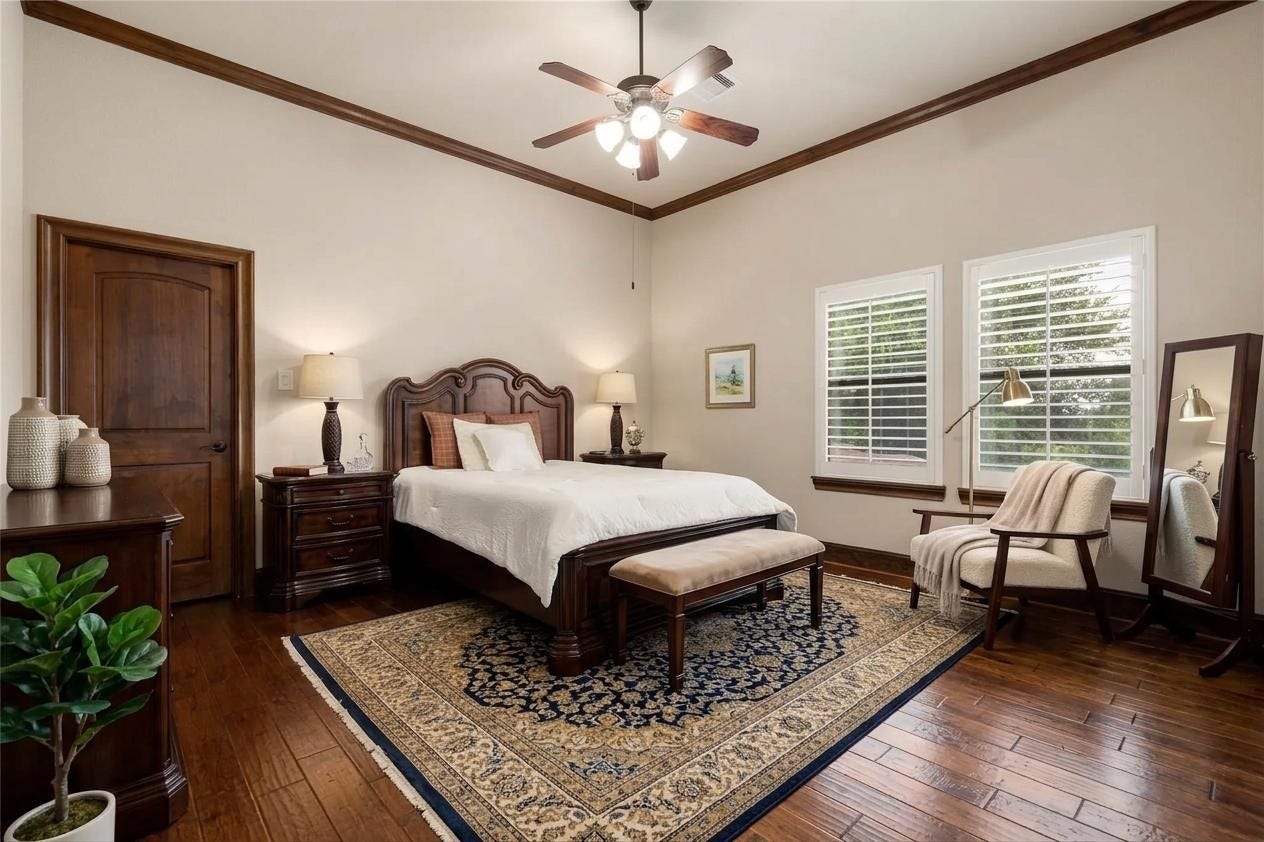 [Virtually staged] Generously sized 3rd Bedroom upstair with abundant natural light and ample closet space.