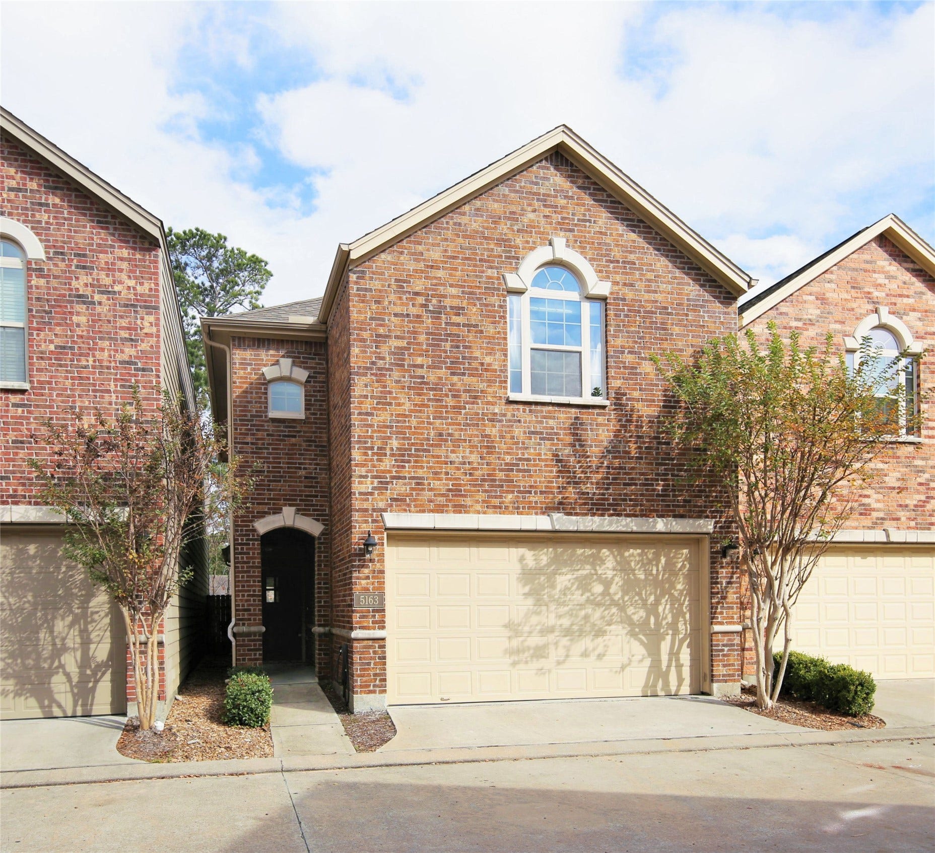 5163 Oasis Park, Houston, TX 77021