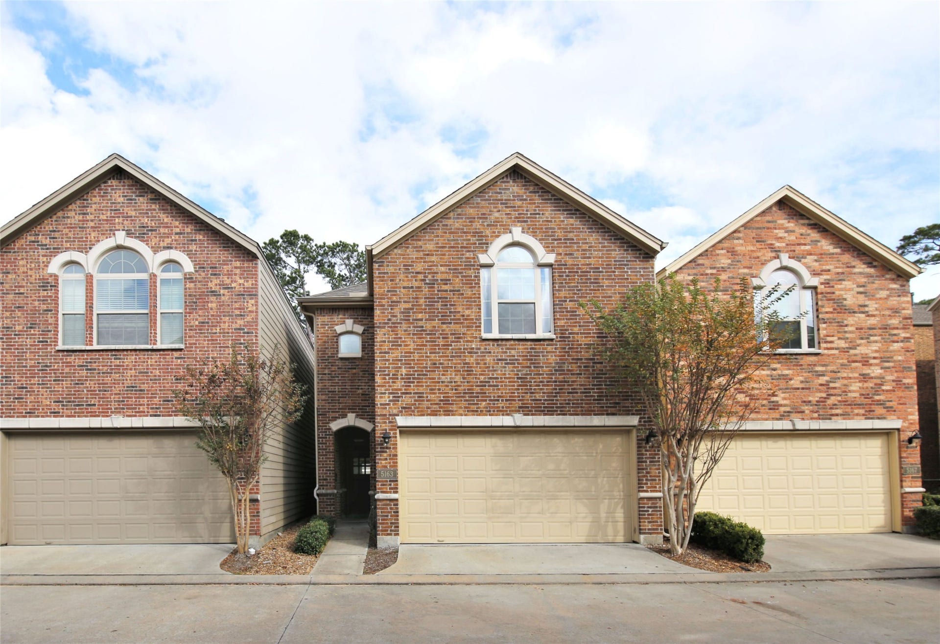 5163 Oasis Park, Houston, TX 77021