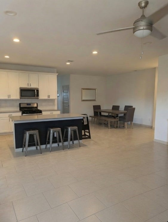 28919 Yachting Point Lane, Katy, TX 77494 Modern Open-Concept Kitchen & Dining