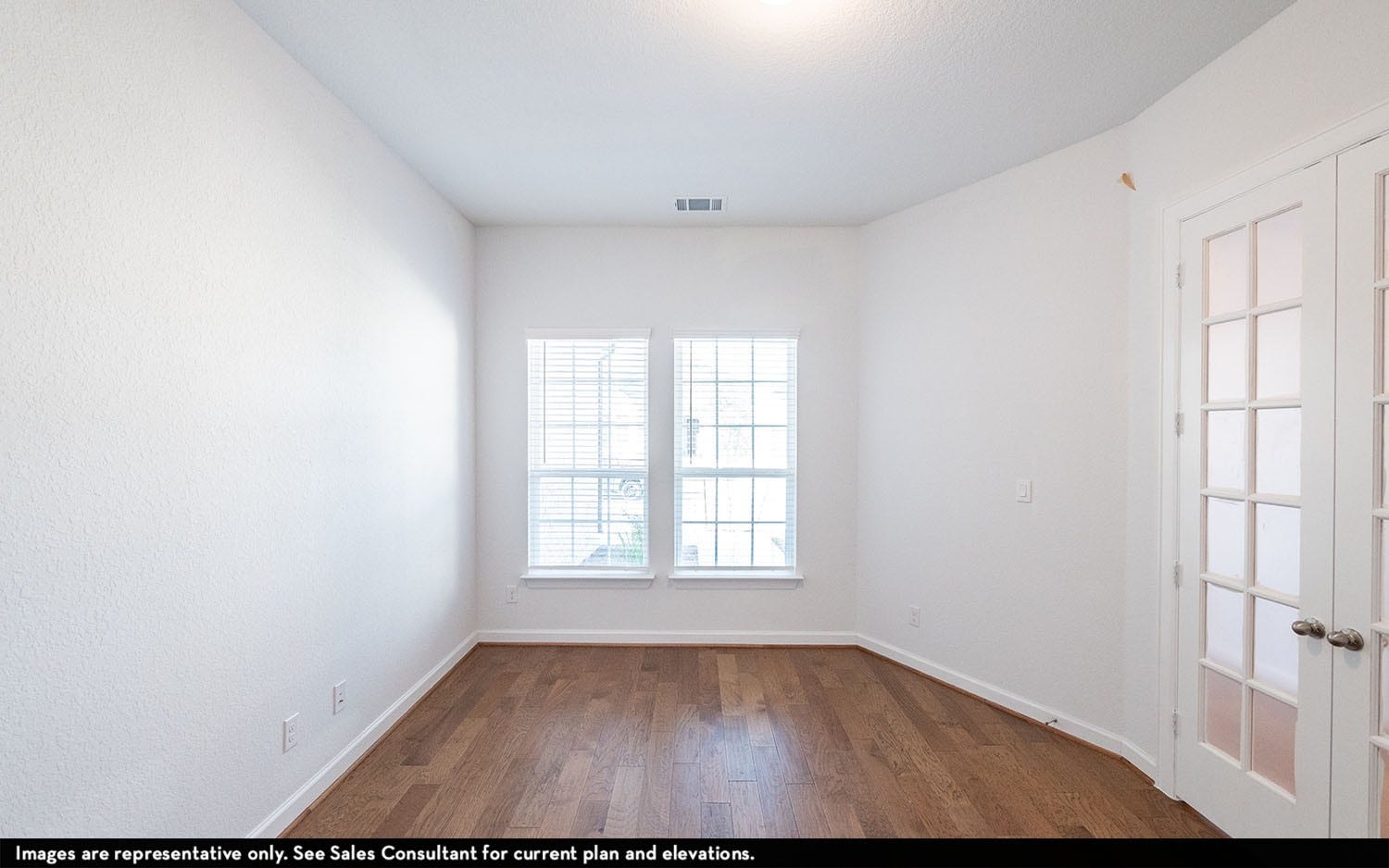 138 Lakeland Circle, Rosharon, TX 77583 Office/study
