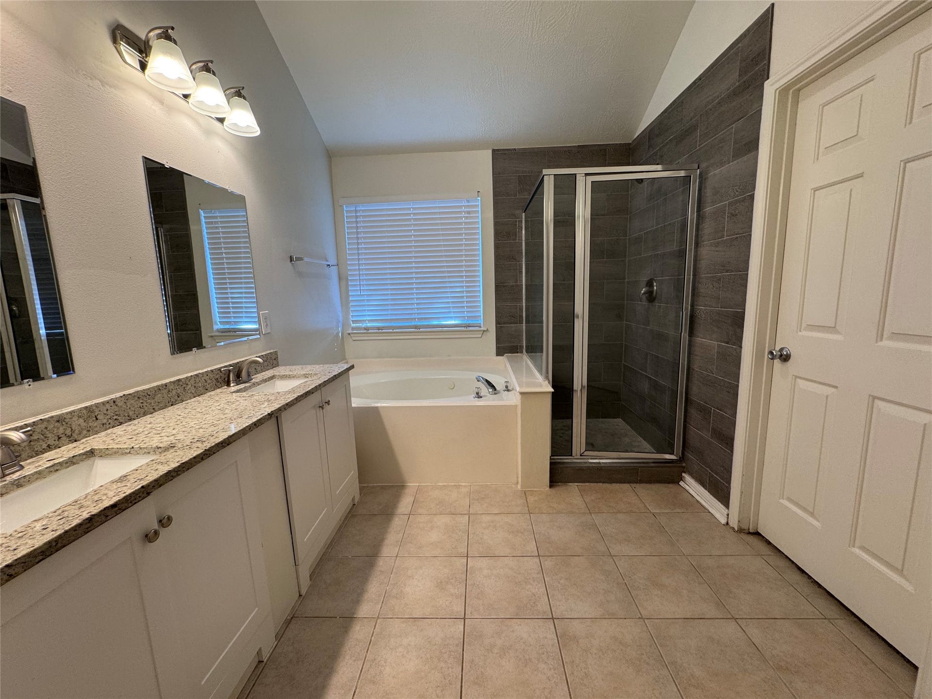 18422 Wolf Creek Trail, Humble, TX 77346 18422 Wolf Creek Trail, Humble, TX 77346