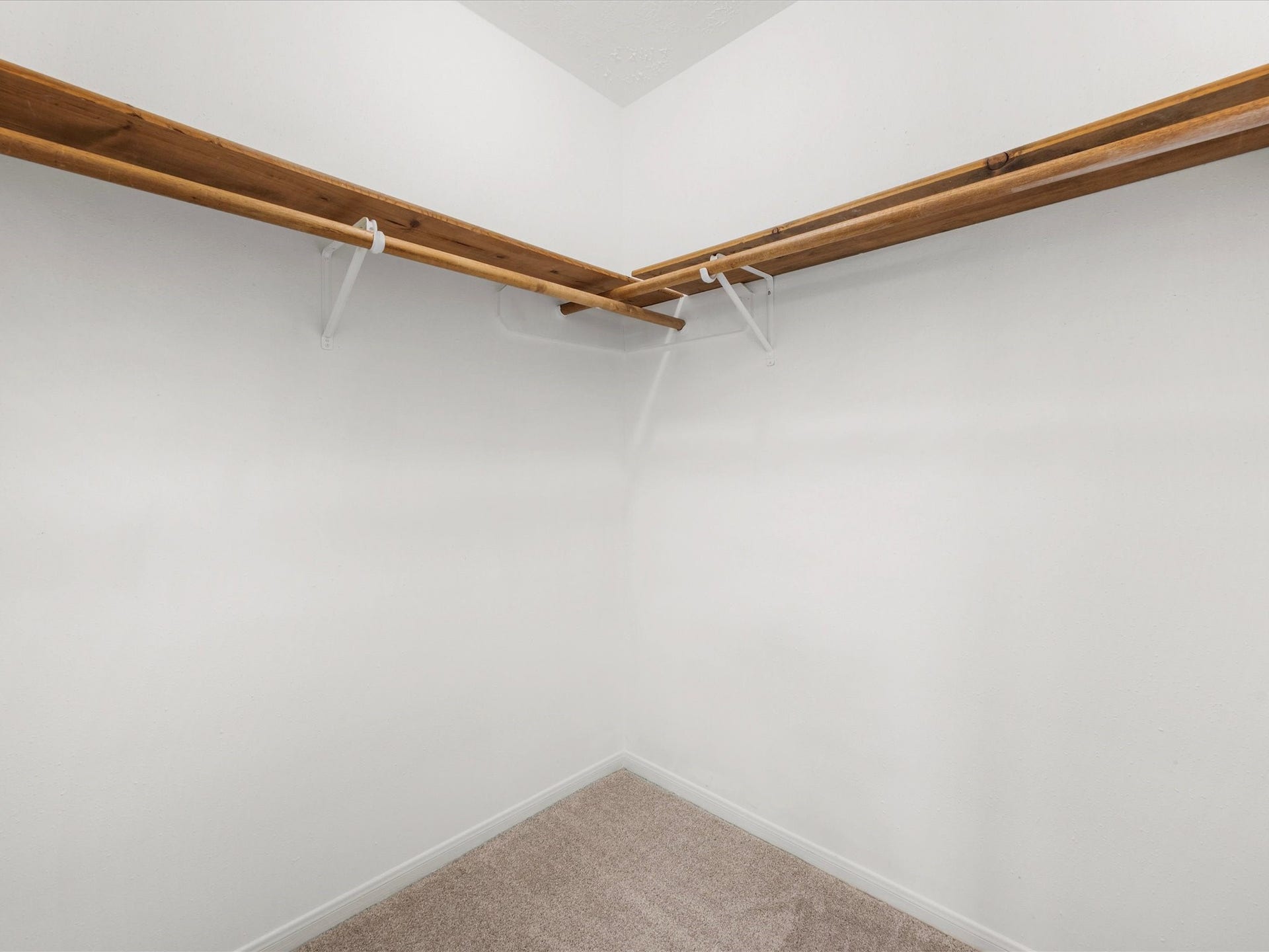 2715 River Birch Drive, Sugar Land, TX 77479 2715 River Birch Drive, Sugar Land, TX 77479