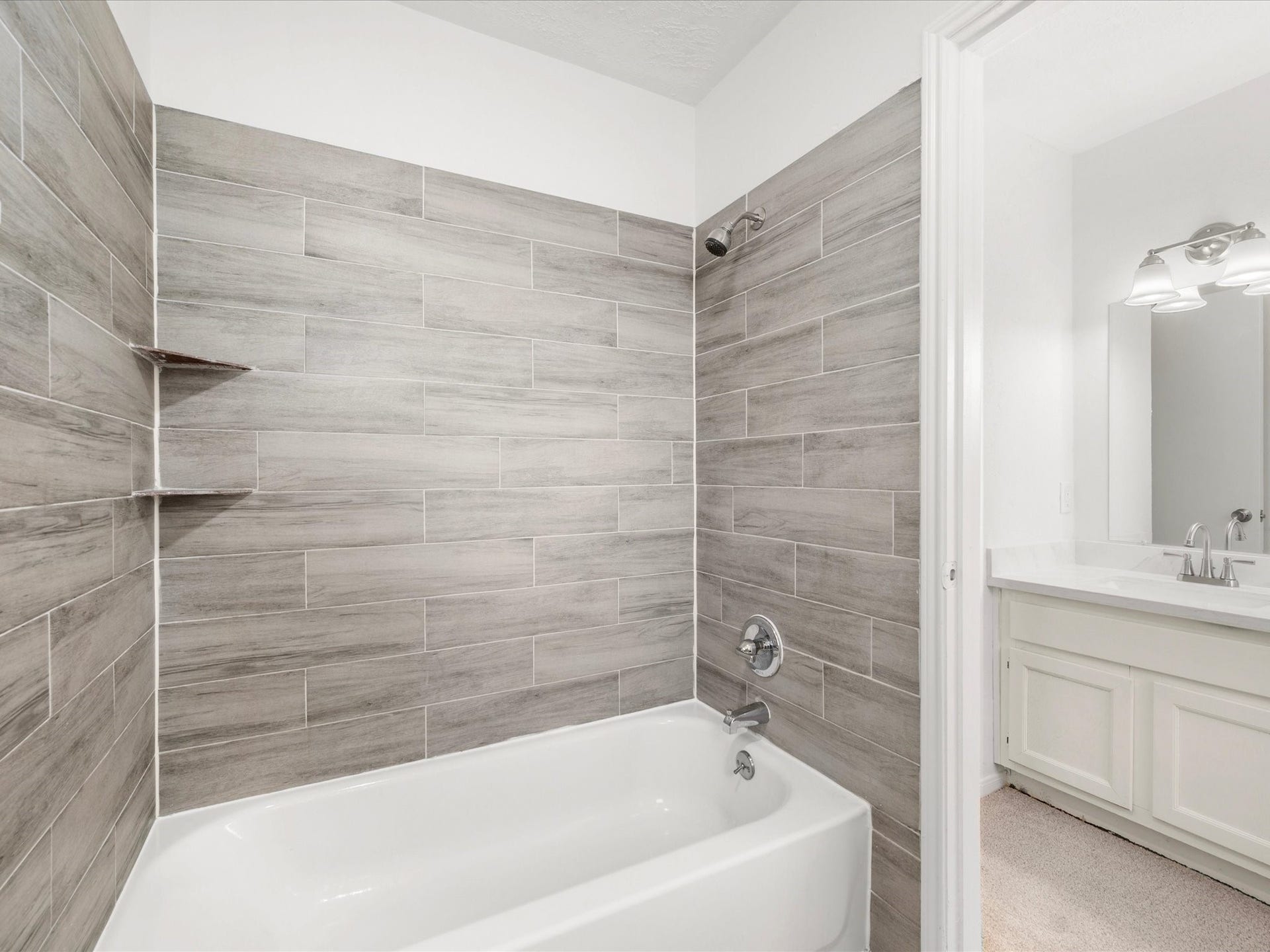 2715 River Birch Drive, Sugar Land, TX 77479 2715 River Birch Drive, Sugar Land, TX 77479