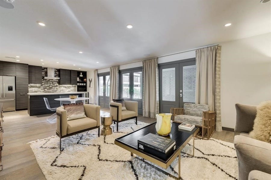 Property photo for 1410 Hyde Park Boulevard, #101, Houston, TX