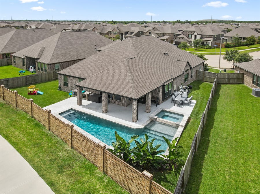 Property photo for 13126 Chateau Landing Drive, Texas City, TX