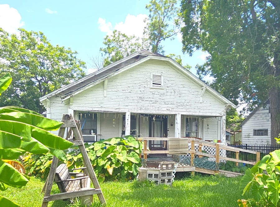 Property photo for 1030 N 1st Street, Baytown, TX