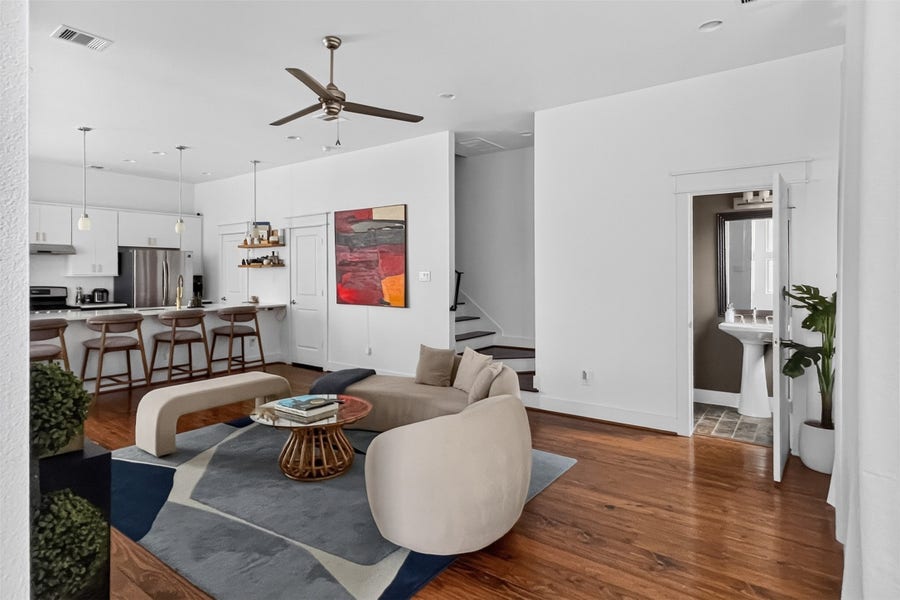 Property photo for 205 Riley Lane, Houston, TX