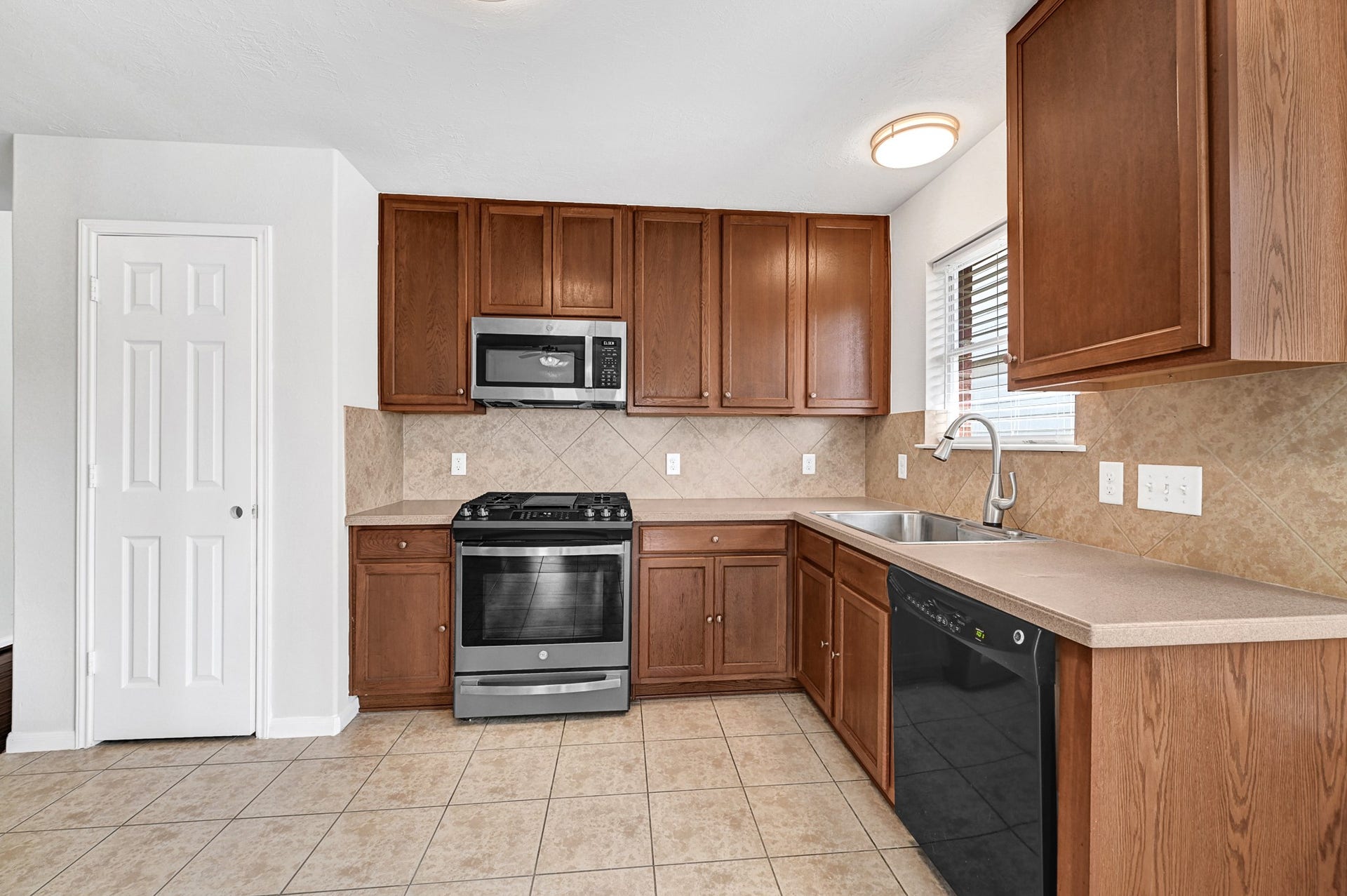 16939 Morning Dusk Drive, Richmond, TX 77407