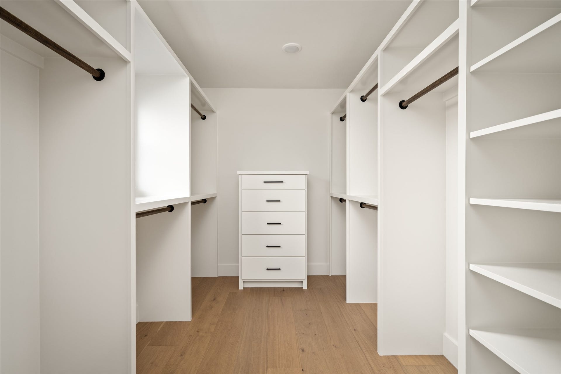 1004 Martin Street, Houston, TX 77018 1004 Martin Street, Houston, TX 77018